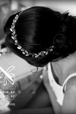 Tiara de Novia Hojas Nacaradas - Accesorios de Alta Gama